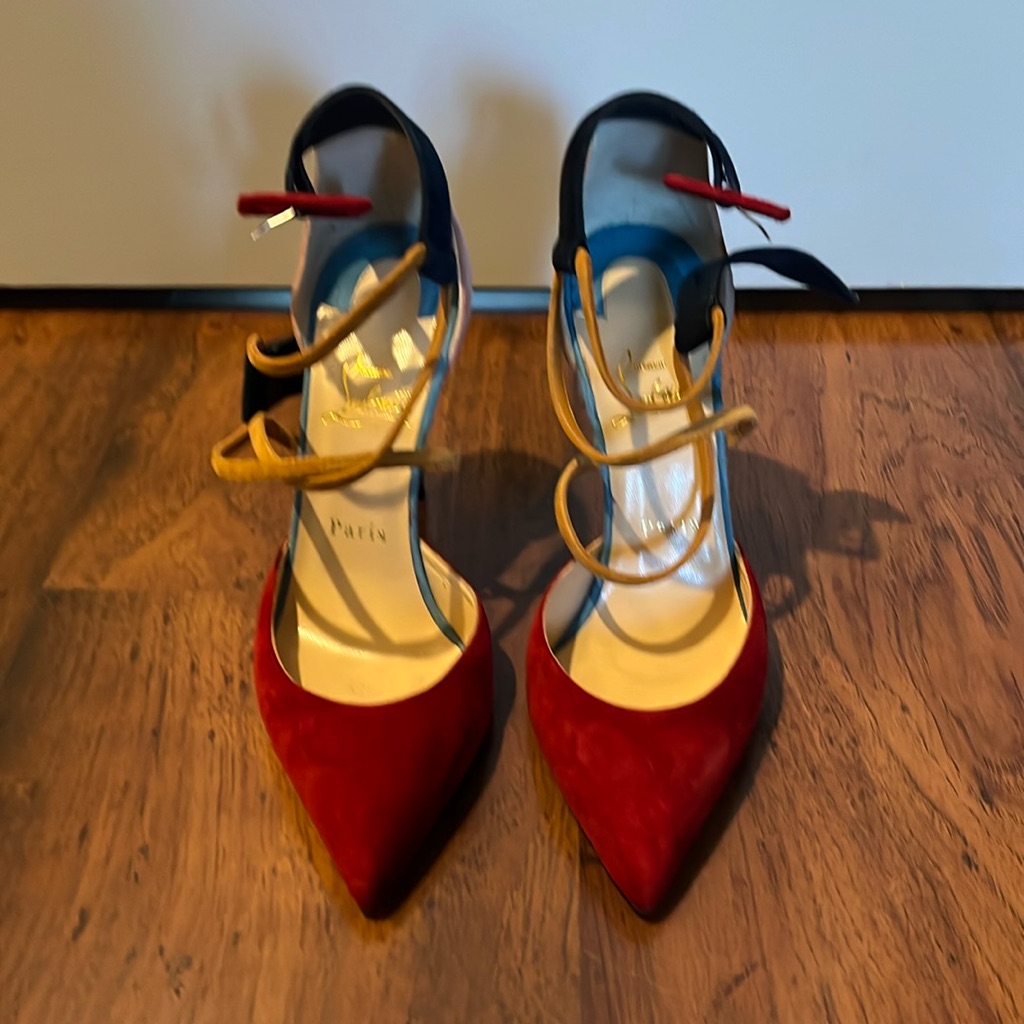 Christian Louboutin Suzanna Suede Color Block Heels. Excellent Condition.